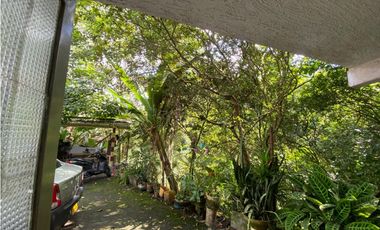 SE VENDE CASA ESPECTACULAR AL OCCIDENTE DE ARMENIA