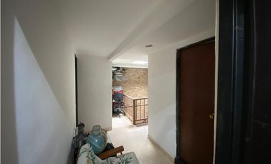 SE VENDE CASA ESPECTACULAR AL OCCIDENTE DE ARMENIA