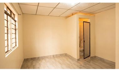 ¡GRAN OPORTUNIDAD DE INVERSION! CASA ESQUINERA CON LOCAL EN VENTA.
