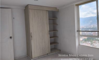 Se arrienda  hermoso apartamento en Prado Centro
