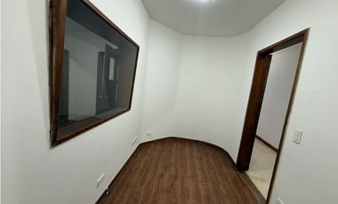 ALQUILER OFICINA O CONSULTORIO SECTOR FUNDADORES ARMENIA