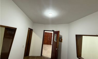 ALQUILER OFICINA O CONSULTORIO SECTOR FUNDADORES ARMENIA