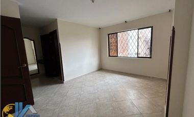 SE ARRIENDA HERMOSO Y AMPLIO APARTAMENTO DÚPLEX EN LA CEIBA