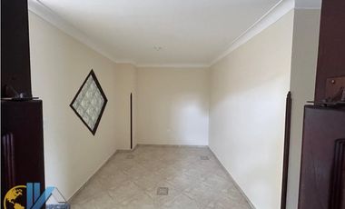 SE ARRIENDA HERMOSO Y AMPLIO APARTAMENTO DÚPLEX EN LA CEIBA