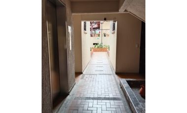 VENDO APARTAMENTO EN PRIMERO DE MAYO 85 M²