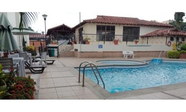 VENDO APARTAMENTO EN PRIMERO DE MAYO 85 M²
