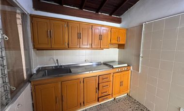Se Arrienda Casa en Santa Lucia, La Floresta