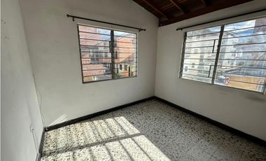 Se Arrienda Casa en Santa Lucia, La Floresta