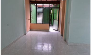(V.I) CASA EN VENTA 1 PISO EN EDIFICIO PH ENVIGADO EL DORADO