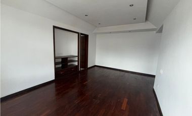 ALQUILER CASA COMERCIAL EN EL NORTE DE ARMENIA