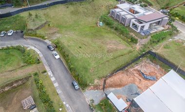 LOTE EN PARCELACIÓN ALTO DE PALMAS