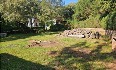 Hermoso terreno en zona centrica de mazamitla con vista al bosque