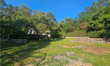 Hermoso terreno en zona centrica de mazamitla con vista al bosque