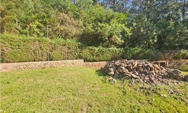 Hermoso terreno en zona centrica de mazamitla con vista al bosque