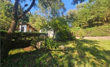 Hermoso terreno en zona centrica de mazamitla con vista al bosque