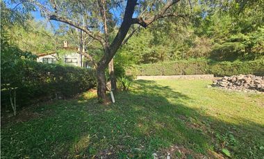 Hermoso terreno en zona centrica de mazamitla con vista al bosque