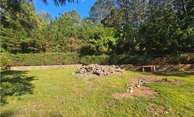 Hermoso terreno en zona centrica de mazamitla con vista al bosque