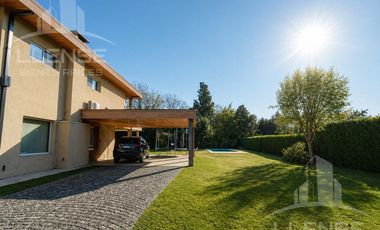 Casa tipo chalet 4 ambientes con pileta en alquiler - Ranelagh