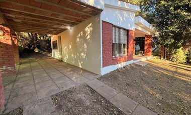 CASA EN ALQUILER PERMANENTE EN BIALET MASSE A 200 MTS DE RUTA E55