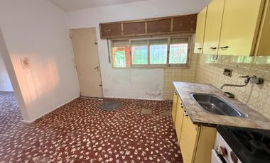 CASA EN ALQUILER PERMANENTE EN BIALET MASSE A 200 MTS DE RUTA E55