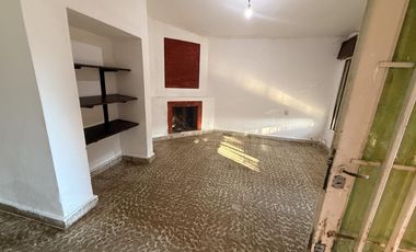 CASA EN ALQUILER PERMANENTE EN BIALET MASSE A 200 MTS DE RUTA E55