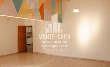 Casa en calle El Payen, a metros de Avenida Roca