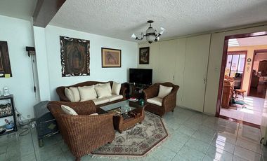 Preciosa casa en calle cerrada con vigilancia