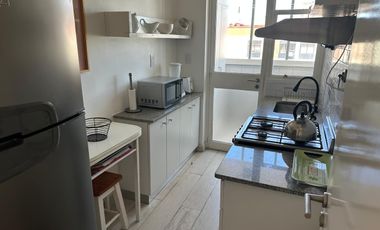 Piso 17 en Arroyo: reciclado, amoblado, vta abierta, coch fija y segur 24 hs.