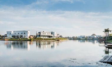 Lote | Terreno en  venta en  barrio Casuarinas - Nordelta