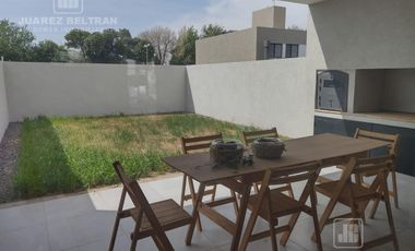 Duplex en VENTA - La Calandria - 3 dormitorios