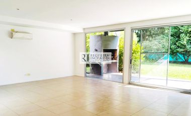 VENTA | CASA EN SAN FRANCISCO | VILLANUEVA | PILETA - JARDÍN | APTA CRÉDITO | U$S 245.000