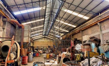 VENTA GALPON INDUSTRIAL LANUS TERRENO 8500m2 Y FABRICA 2600m2, en BLOQUE o SEPARADO