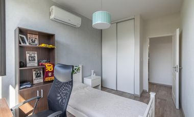 Venta Casa a la laguna San Sebastián área 10, 6am 4/5 dor, galería abierta/cerrada, terminaciones