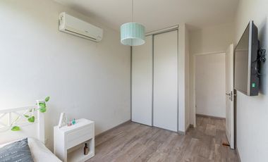 Venta Casa a la laguna San Sebastián área 10, 6am 4/5 dor, galería abierta/cerrada, terminaciones