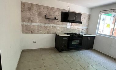 CASA EN RENTA EN CONDOMINIO PRIVADO LA ARBORADA AL NORTE DE AGUASCALIENTES