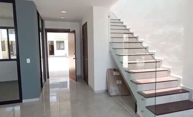 Casa en Venta Zimaltá Residencial con Terraza