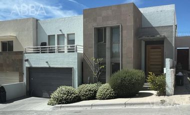 Casa en renta en Residencial Cumbres III