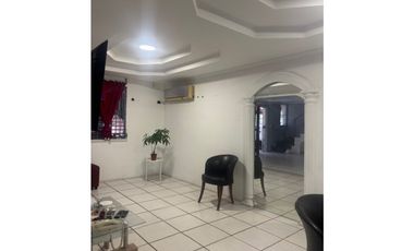 VENDO O ALQUILO CASA EN CONDADO DEL REY