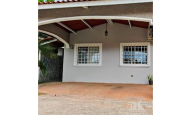 CASA EN ALQUILER  – VILLA ZAITA