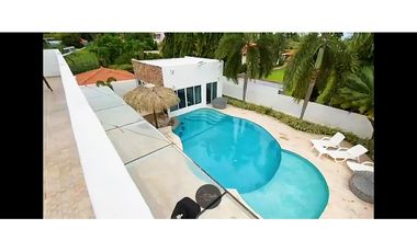 Vendo Hermosa Casa de Playa/Spectacular House for Sale in Coronado