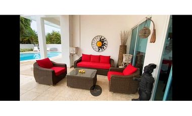 Vendo Hermosa Casa de Playa/Spectacular House for Sale in Coronado