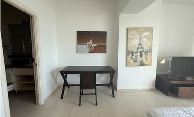 SE ALQUILA APARTAMENTO CON VISTA AL MAR
