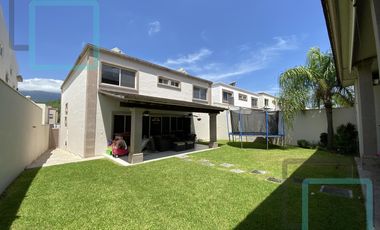 CASA EN RENTA LOS FRANCISCANOS ZONA CARRETERA NACIONAL SANTIAGO