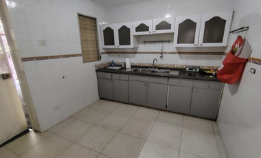 LAS CUMBRES / URB. SAN ANDRES / 184M / 3 HABITACION / FRENTE AL METRO