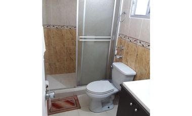 SE VENDE CASA EN LAS CUMBRES URB. SAN ANDRES FRENTE AL METRO