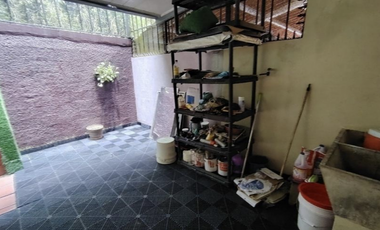 SE VENDE CASA EN LAS CUMBRES URB. SAN ANDRES FRENTE AL METRO