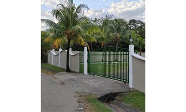 VENDO APARTAMENTO DE PLAYA  AMOBLADO EN GORGONA PH VILLAS BOSQUEMAR