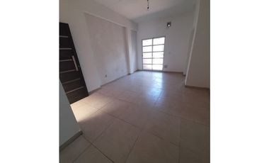 HERMOSO DEPARTAMENTO EN ALQUILER. EXCELENTE UBICACION