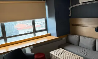Fully Furnished Studio unit 38Sqm