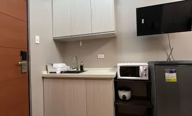 Fully Furnished Studio Unit